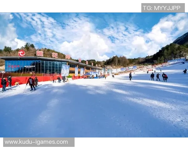 活动丰厚亮点纷呈 2025－2026年六盘水滑雪季启幕